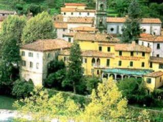 Hotel Ristorante Corona Lucca Kültér fotó